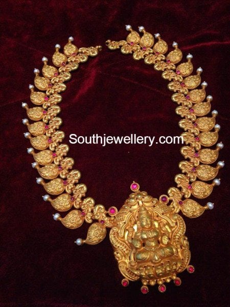 traditional_mango_necklace