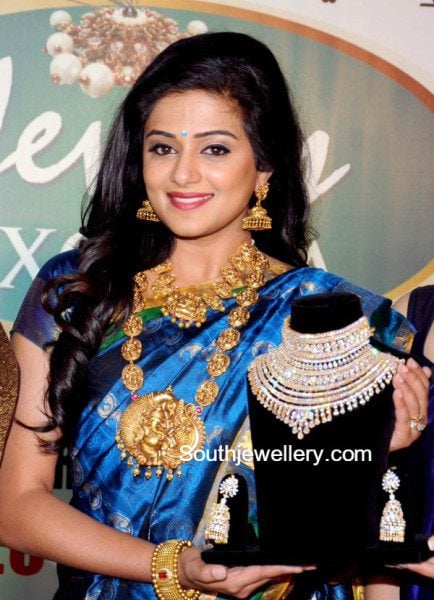 priyamani_temple_jewellery_jewels_exotica