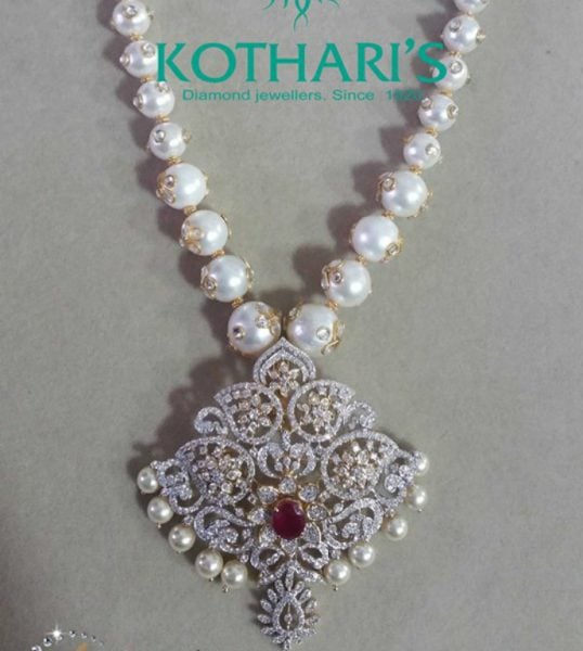 south-sea-pearls-mala-diamond-pendant