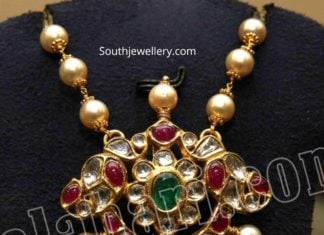 pearl chain with kundan pendant