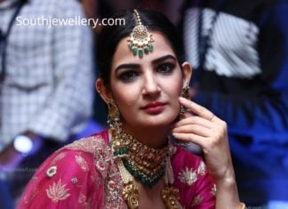 polki diamond choker and emerald beads haram (1)