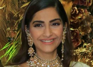 sonam kapoor polki choker