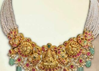 pearl necklace with lakshmi pendant