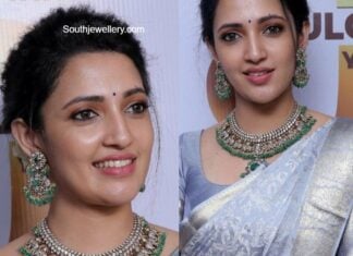 neha shetty in polki necklace set