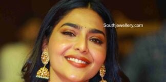 aishwarya lekshmi kishandas jewellery ps 1 (1)