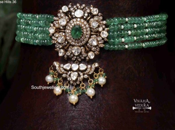 emerald beads choker mangatrai