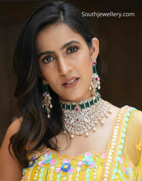 niharika konidela diamond choker set (1)